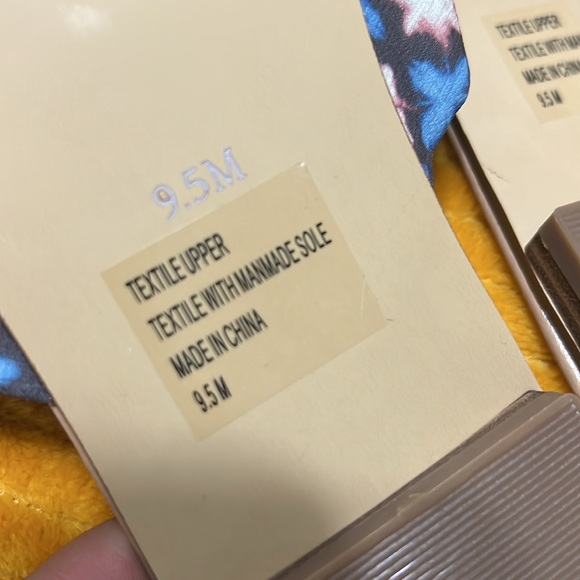 Loft Bow-Tie Floral Print Slip-On Sandals Size 9.5 NWT - Picture 6 of 6